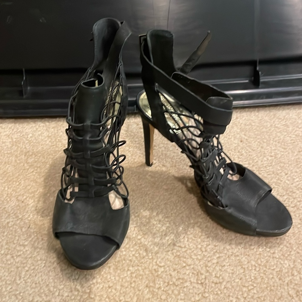 Black Vince Camuto heels